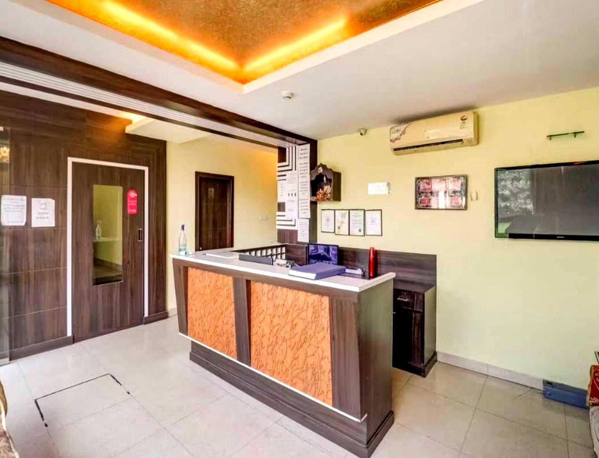 Collection O Hotel Kashi Inn Waranasi Zewnętrze zdjęcie